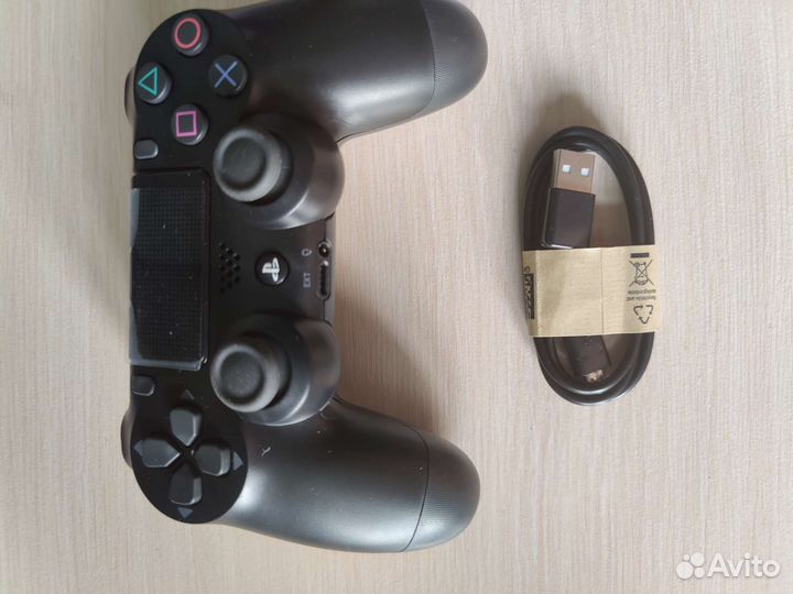 Джойстик ps4