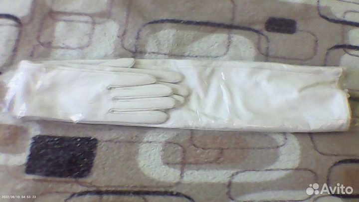 Длинные кожаные перчатки