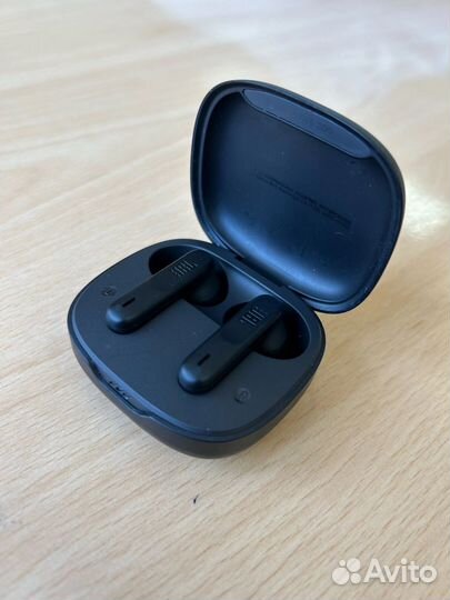 Беспроводные наушники jbl wave 300