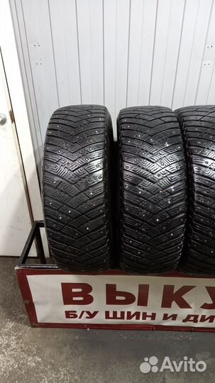 Goodyear Ultragrip Ice Arctic 235/60 R18 107T