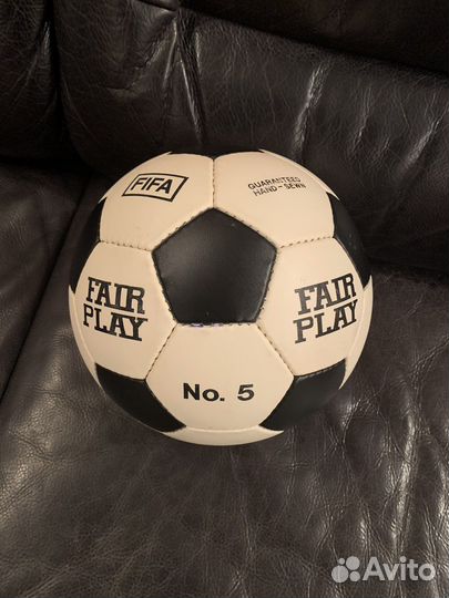Футбольный мяч fifa fair play