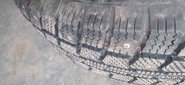 Viatti Vettore Inverno V-524 195/65 R15