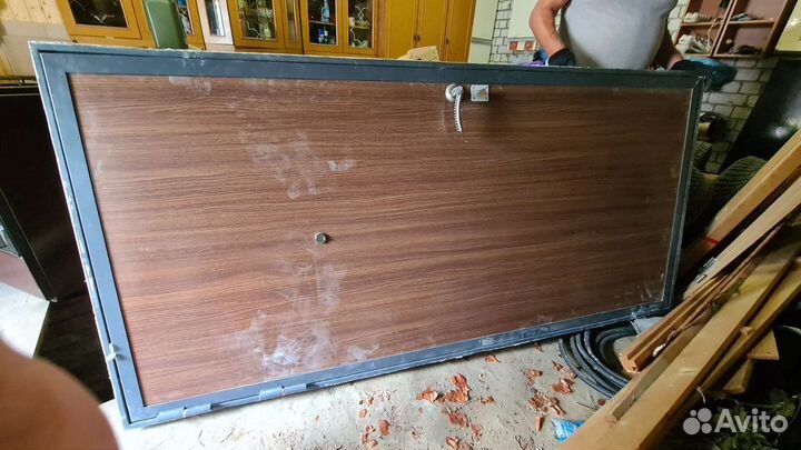 Дверь входная металлическая с терморазрывом