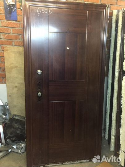 Дверь входная железная бу. Много дверей
