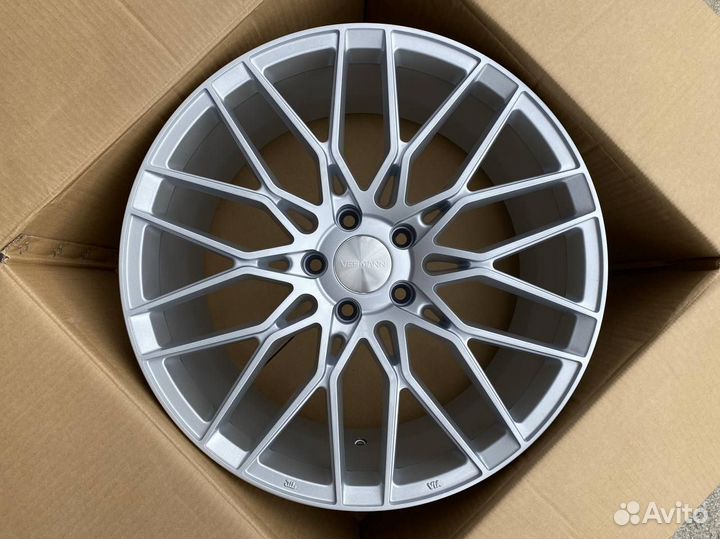 Новые литые диски 304 R18 x 8.0 ET30 5/108 73.1 Si