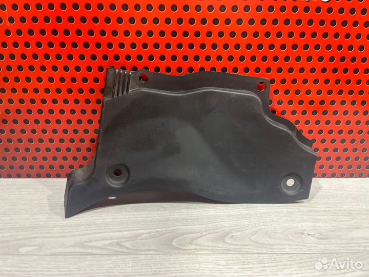 Пластик моторного отсека левый Land Rover Range