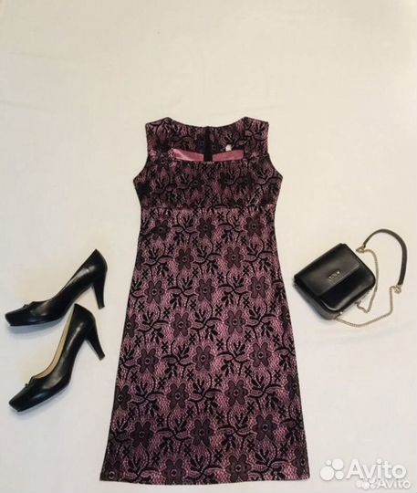 Платье сиреневое с черным рисунком 44