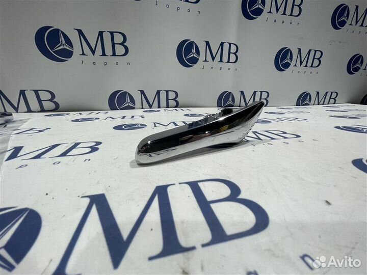 Ручка двери внутренняя задняя левая Mercedes-Benz