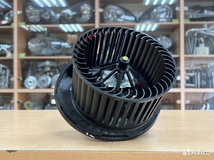 Мотор печи Ауди А3,Фольксваген Гольф,Шкода Октавиа