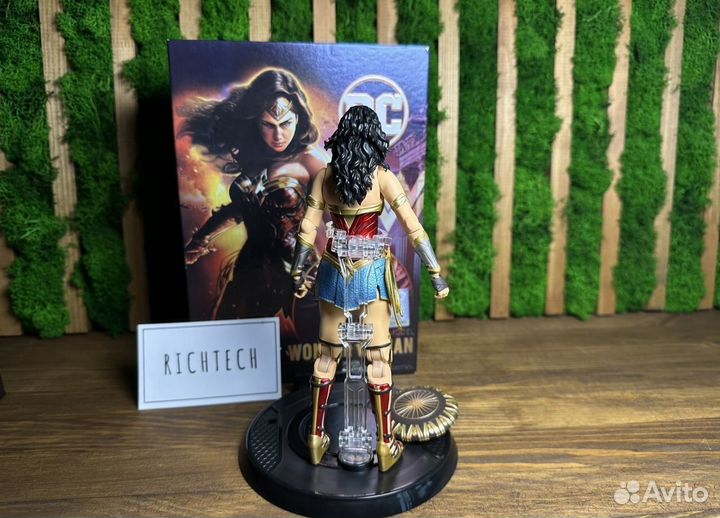 Фигурка Чудо Женщина