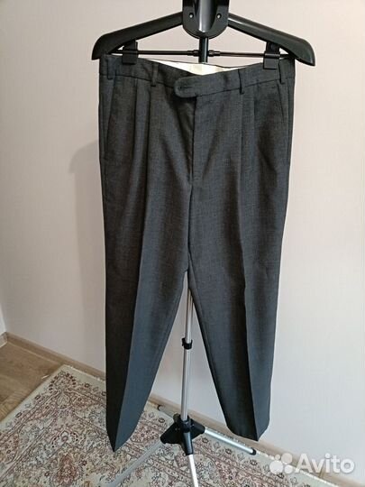 Костюм мужской серый