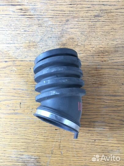 Патрубок воздушного фильтра Mercedes E-Class W210