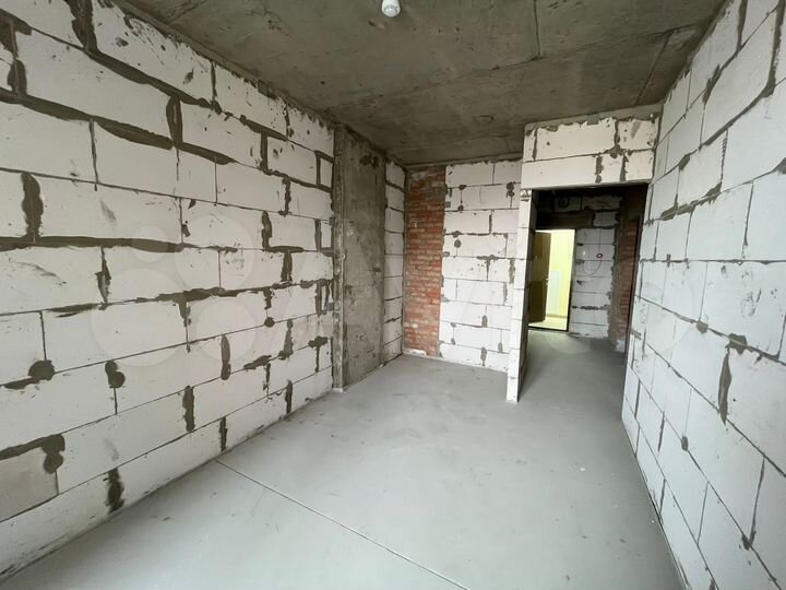 3-к. квартира, 90 м², 2/12 эт.