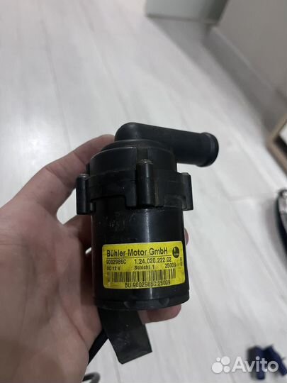 Насос циркуляционный (помпа) Range Rover Sport