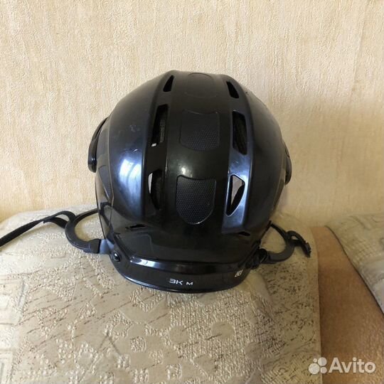 Шлем хоккейный