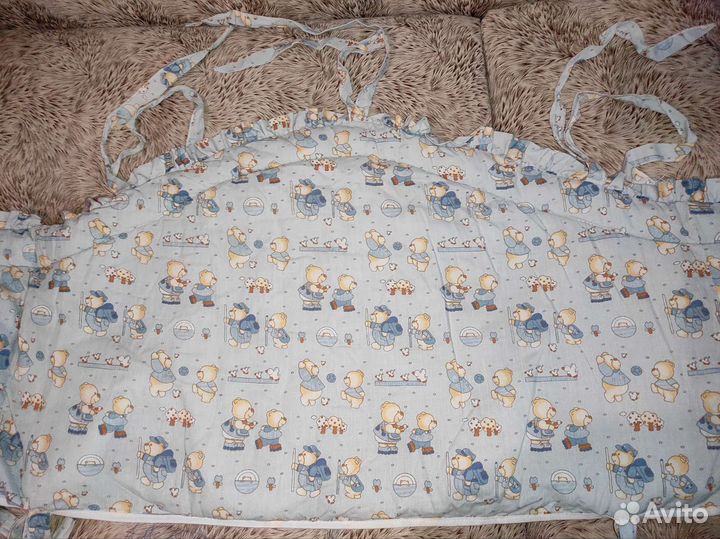 Бортики в кроватку