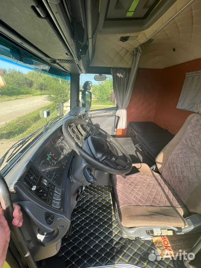 Scania 4-Series с полуприцепом, 2000