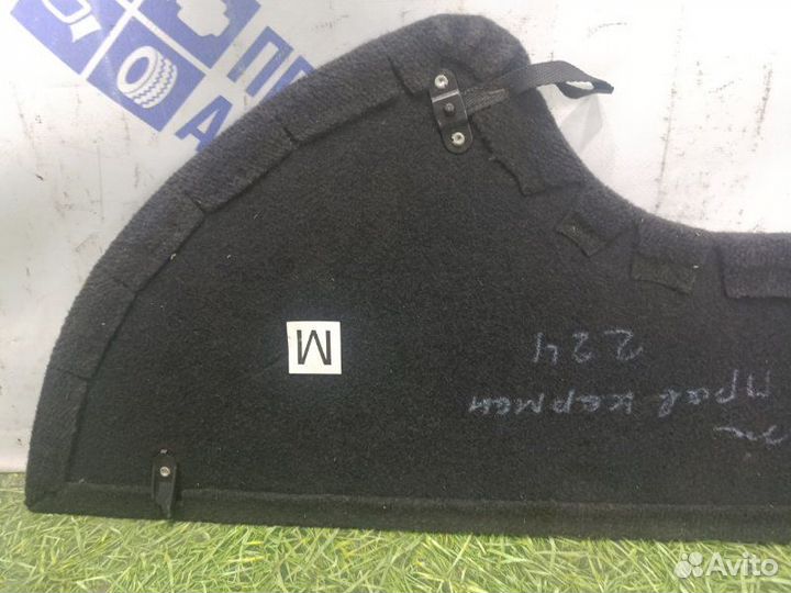 Обшивка багажника правая Nissan Murano кроссовер