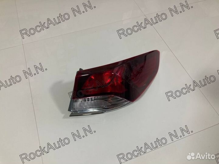 Фонарь правый Hyundai Sonata VII