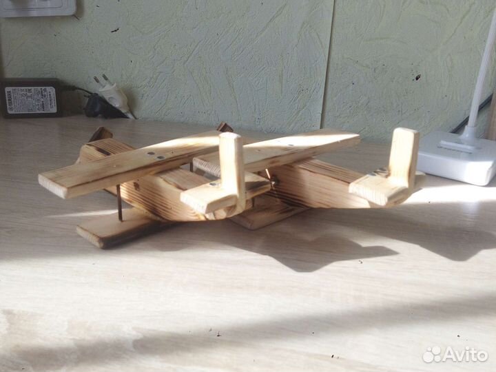 Деревянные игрушки (самолеты)