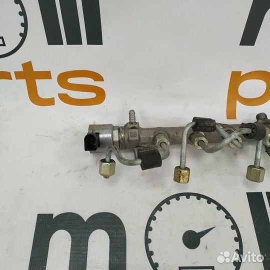 Топливная рампа Volkswagen Tiguan 2 2018