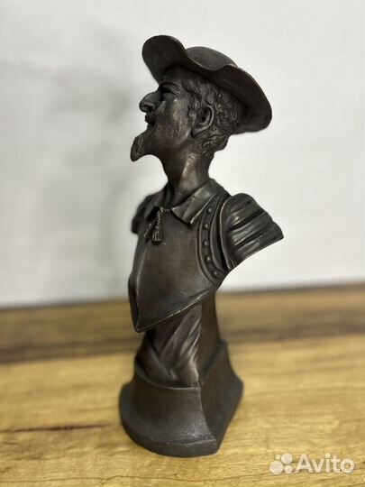 Статуэтка дон Кихот