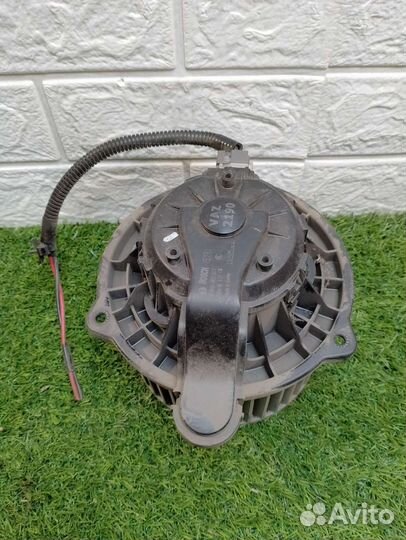Моторчик печки granta