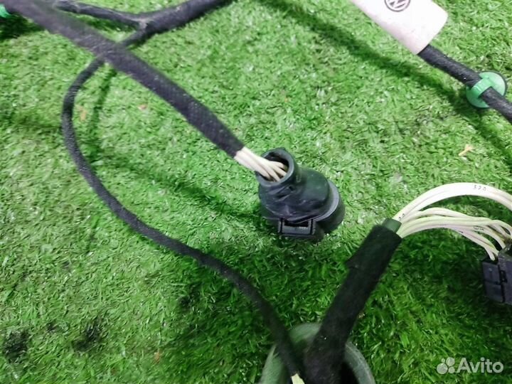 Проводка двери передней правой volkswagen Caddy 3