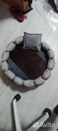 Лежанка (подушка) для кошек