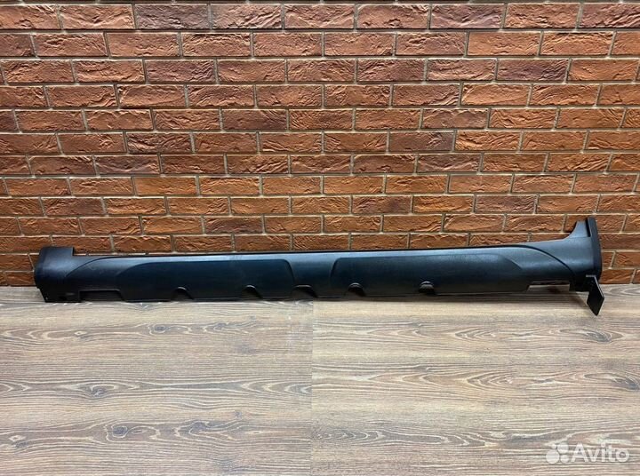 Накладка на порог левая Hyundai Creta 2021+