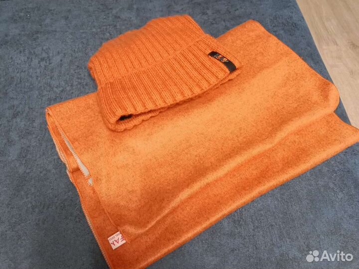 Комплект шапка и шарф