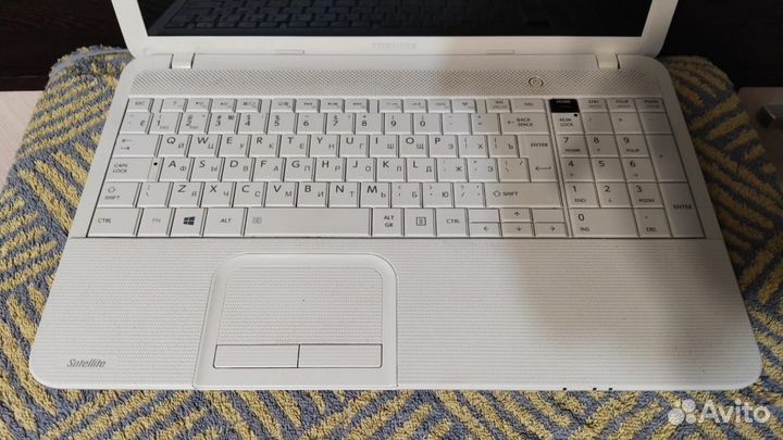 Ноутбук Toshiba satellite С850, ssd