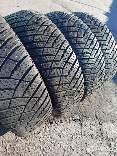 Goodyear UltraGrip Ice Arctic SUV 225/65 R17