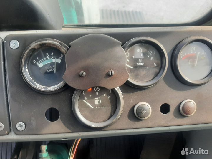 Трактор ХТЗ Т-150К, 1989