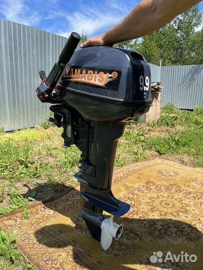 Лодочный мотор