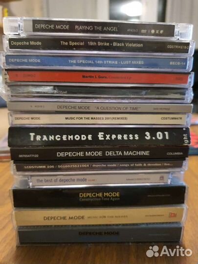 Музыкальные фирменные CD диски Synthpop,Electronic