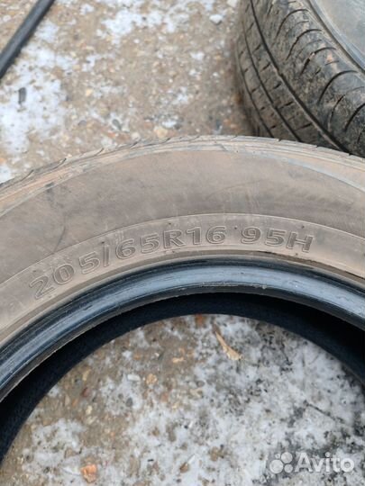 Kumho Solus HS51 205/65 R16 95H