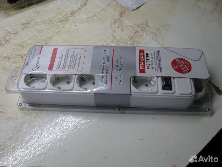 Сетевой фильтр-удлинитель SPG3W-B-6 PowerCube 1.8m