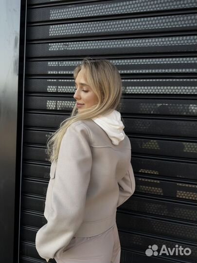 Куртка весна/осень Please made in Italy