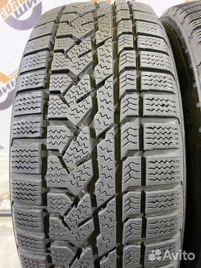 Kumho I'Zen RV Asymmetric 255/60 R18