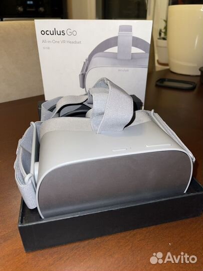 Oculus Go All-in-One VR Headset 32 GB