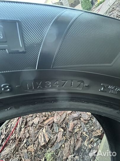 Yokohama Parada Spec-X 305/50 R20 120V