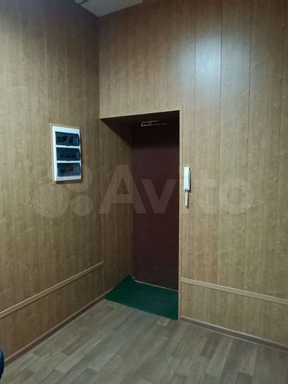 2-к. квартира, 54 м², 1/3 эт.