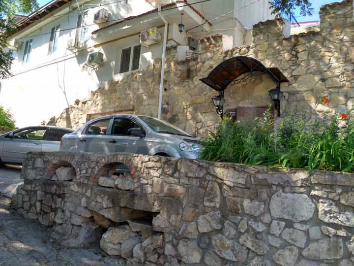 Комната 20 м², 1/3 эт.