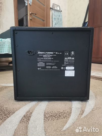 Гитарный комбоусилитель Fender Mustang 1v2