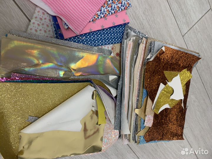 Фетр испанский, кожзам тесьма, помпоны