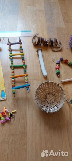 Игрушки для птиц