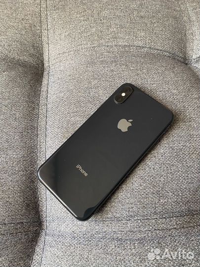 iPhone Xs, 64 ГБ