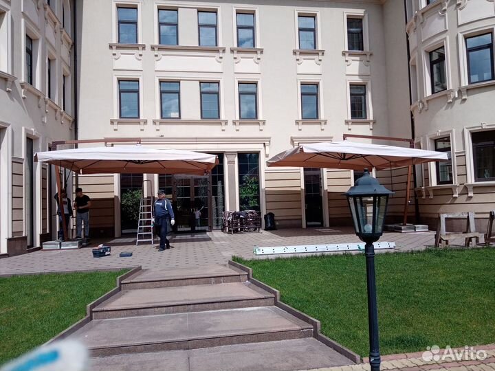 Уличный зонт для кафе