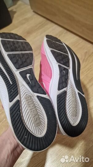 Кроссовки для девочки Nike 35